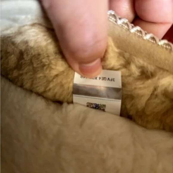 UGG Tasman Slipper Sand - Picture 3 of 4